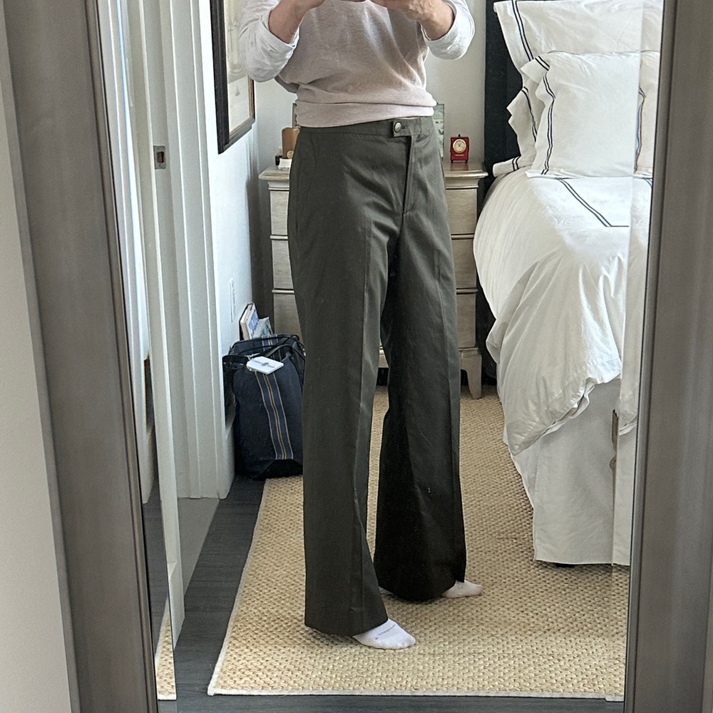 Carolina Herrera Military Green Polished Cotton Pants NWT Size 10
